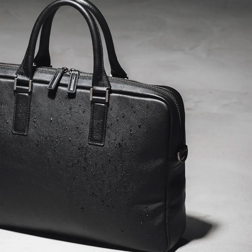 土屋鞄製造所 プロータシリーズ/プロータ 2wayスマートブリーフ (防水)|天気を気にせずにガンガン使える、雨に強い!実用的ながら本格志向の革鞄 土屋鞄製造所 プロータシリーズ/プロータ 2wayスマートブリーフ (防水)(色:ブラック、正面イメージ)